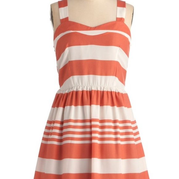Dee & Ray Peach & Ivory Striped Dress SIZE: EXTRA SMALL - Picture 1 of 6